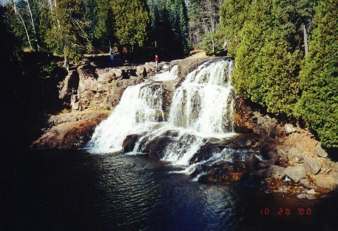 Webman's Pics from August 2001: Breakwater, Gooseberry Falls
